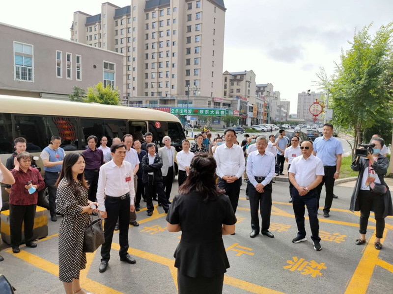 07敦化公司欢迎国度级辅导参观调查_副本.jpg