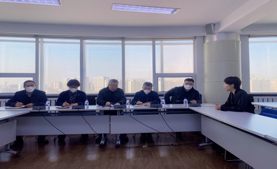 3向阳区人大常委会副主任韩希光一行光临BBIN宝盈集团集团视察调研_副本.jpg 3向阳区人大常委会副主任韩希光一行光临BBIN宝盈集团集团视察调研_副本.jpg