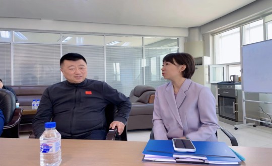 3.解总欢迎向阳区委辅导走访调研_副本.jpg