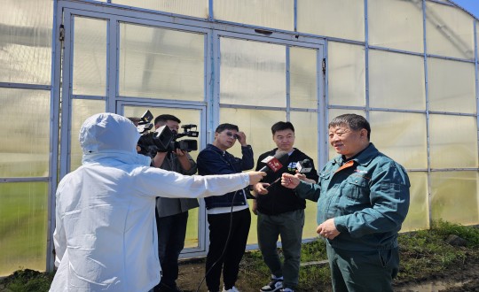 2024年5月24日，农业总公司副总经理侯正发接受《守望都视追采访_副本.jpg